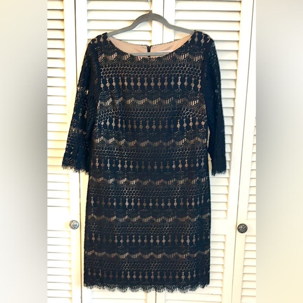 Chic Black Lace Dress